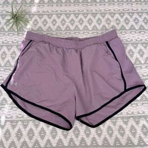 Under Armour | Athletic Shorts (XL)